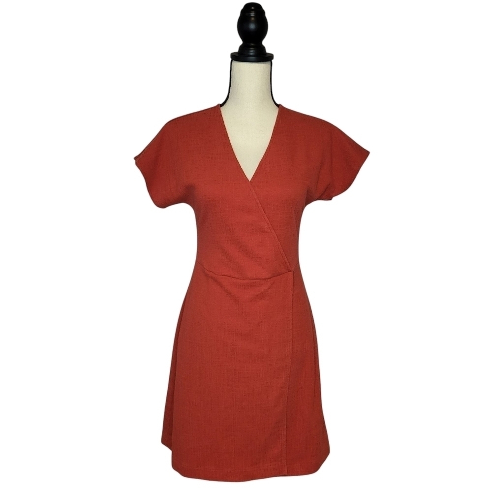 Madewell dress cross front short flutter sleeve mini length brick red size XS
